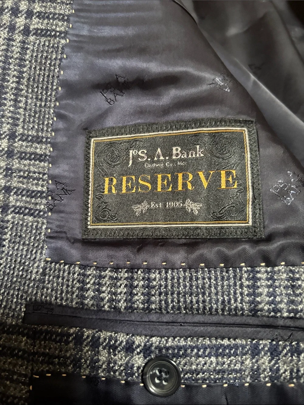 Jos. A Bank Reserve Glen Check Plaid DV Blazer